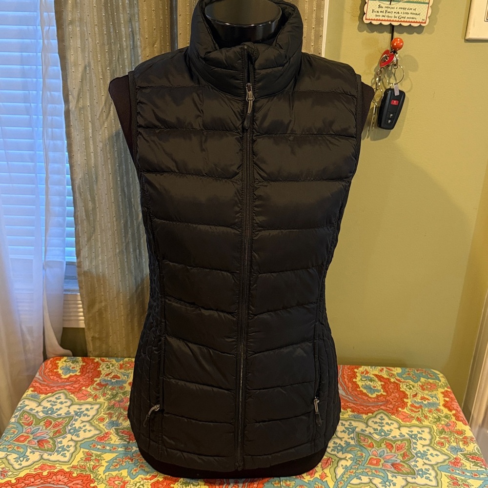 32 Degrees Women's Black Quilted Vest